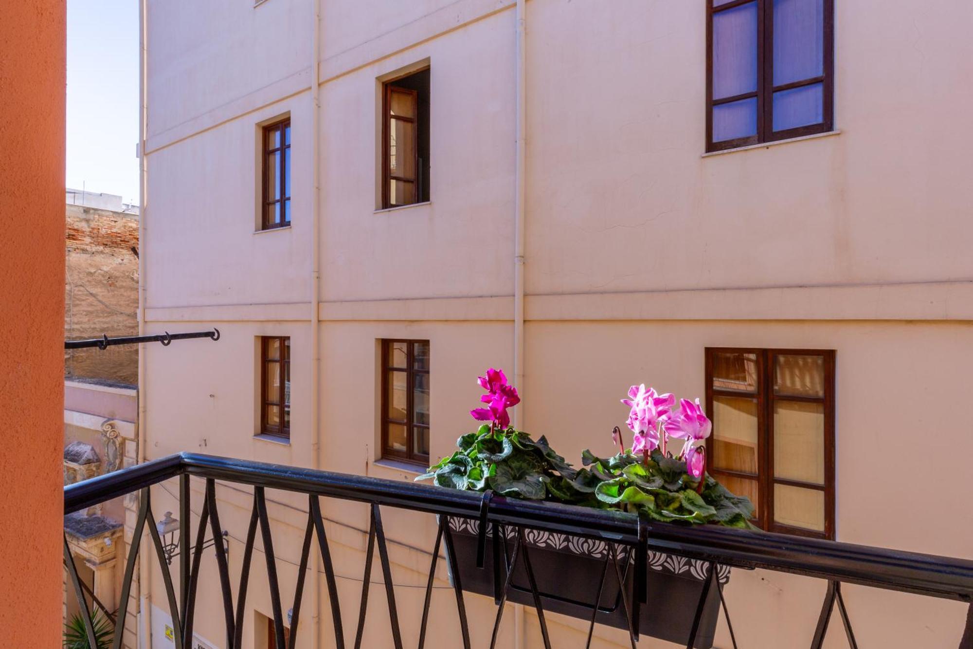 Apartament Mch-Marina Charming House Cagliari Zewnętrze zdjęcie